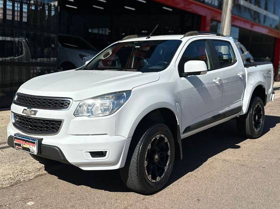 CHEVROLET S10 2.8 LT 4X2 CD 16V TURBO DIESEL 4P MANUAL CHEVROLET S10 2.8 LT 4X2 CD 16V TURBO DIESEL 4P MANUAL